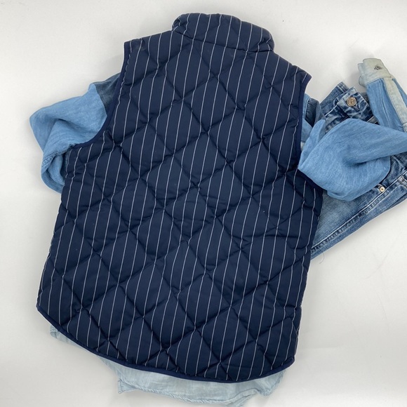 J.Crew Puffer Vest Navy Pinstripe Women’s Small - Picture 2 of 6